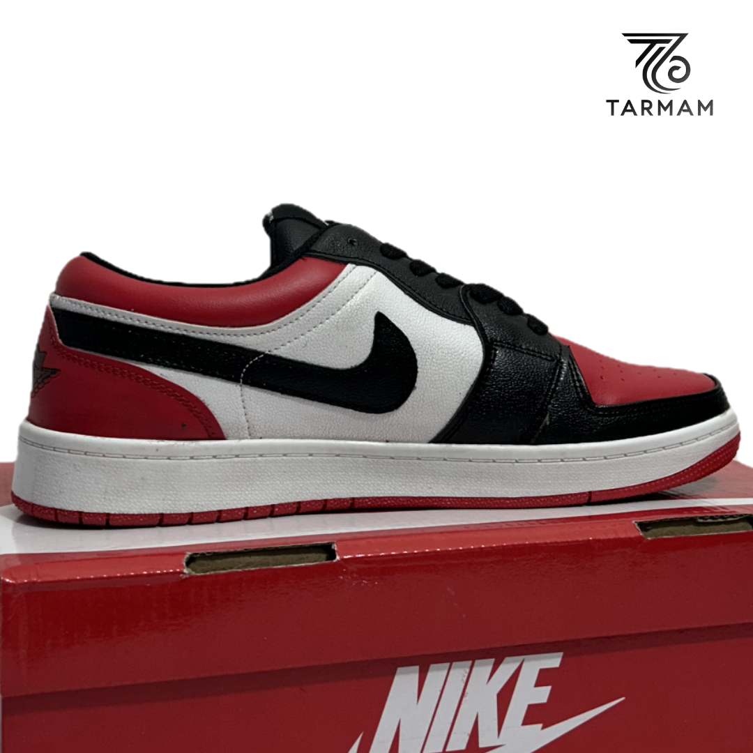 Nike SB Red Aura