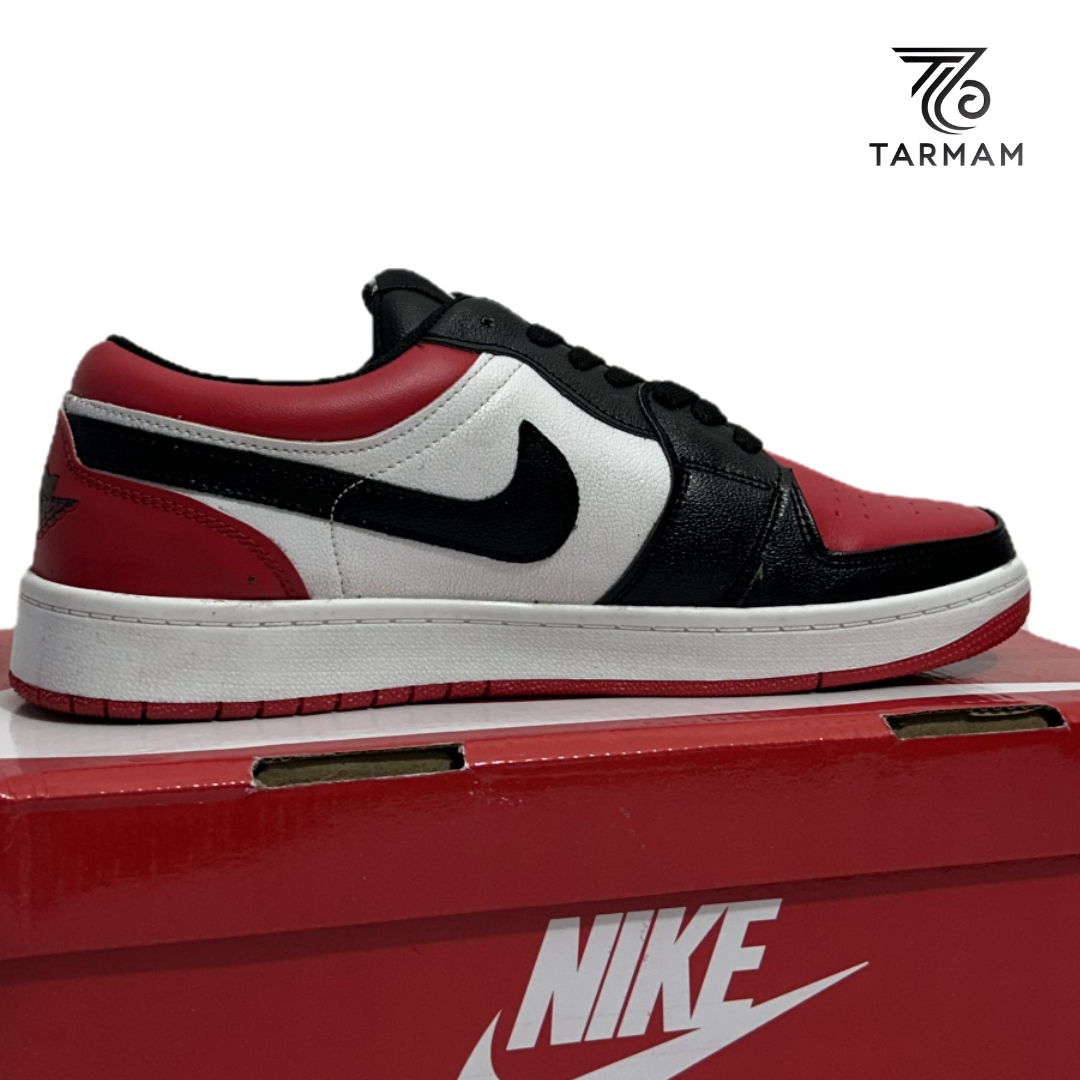 Nike SB Red Aura